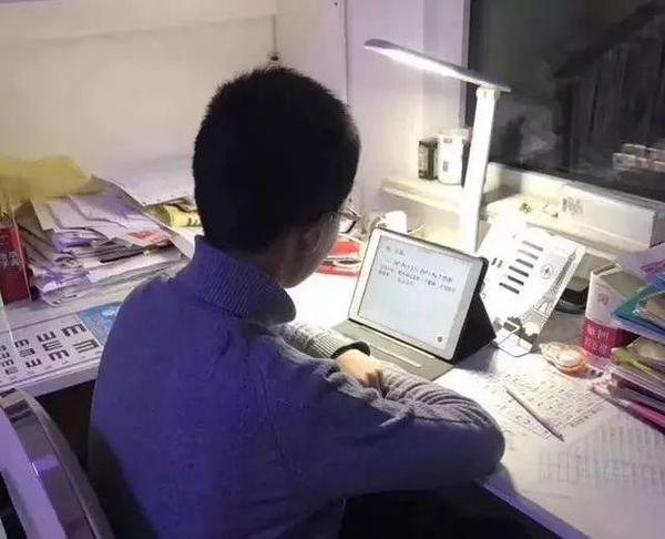 搞垮一个人的最佳方法——辅导作业!内容太过真实