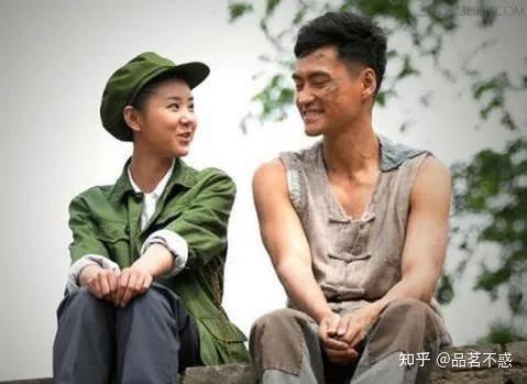 孙少平在得知晓霞死后,痛哭流涕,精神状态每况愈下,但到了两年之约的