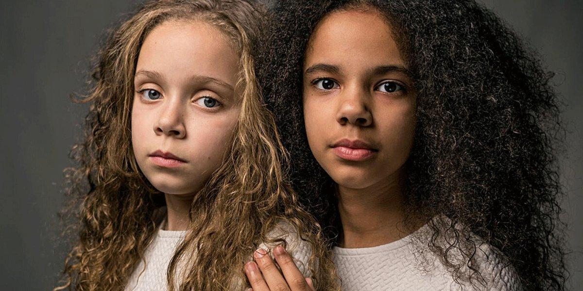 一黑一白双胞胎可能会改变你对种族主义的看法