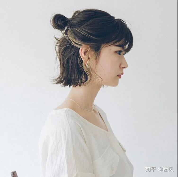 棕色系挂耳染:仿佛吃了一颗小熊软糖,口间心间充满甜蜜,蹦蹦跳跳向