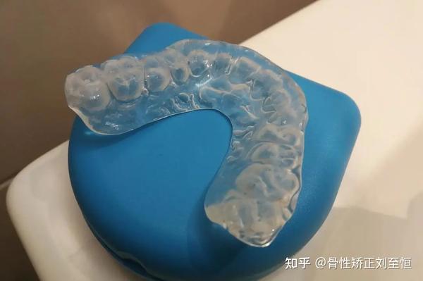 深夜的咬牙切齿夜磨牙竟有这些危害