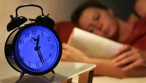 熬夜伤身体,怎样改变晚睡习惯,恢复健康睡眠?