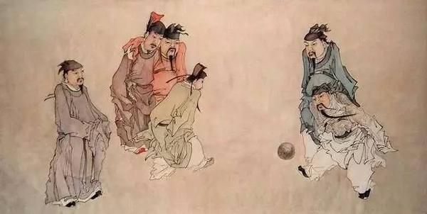 宫中的内官给官员们赐下寒食后的新火,大臣闲在家里看年轻人们踢蹴鞠.