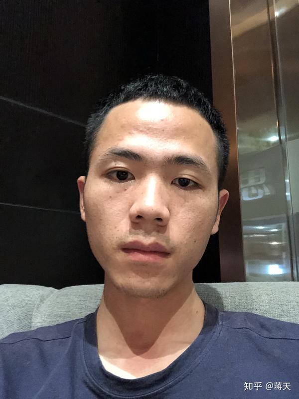 为什么苹果前置拍出来的照片看起来更丑?