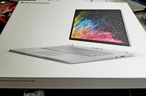 我的15寸的surface book2到货啦