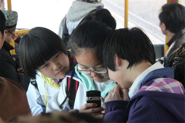 青春期孩子沉迷游戏厌学怎么办