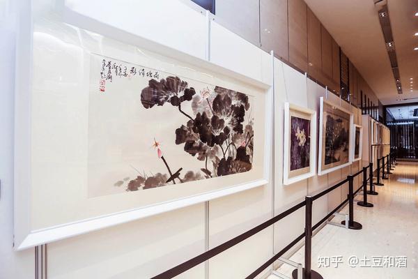 国画大师吴建潮,李辉来渝开展 人民大会堂收藏级作品同期展出