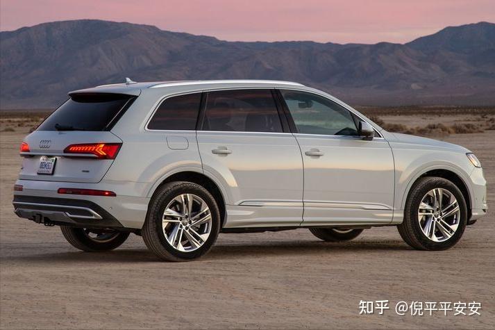 奥迪q7suv2022款豪华内饰新车上市你喜欢吗