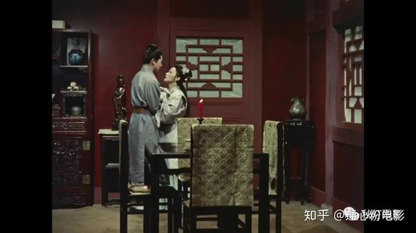 李香兰演的《白蛇传》,画风奇诡!