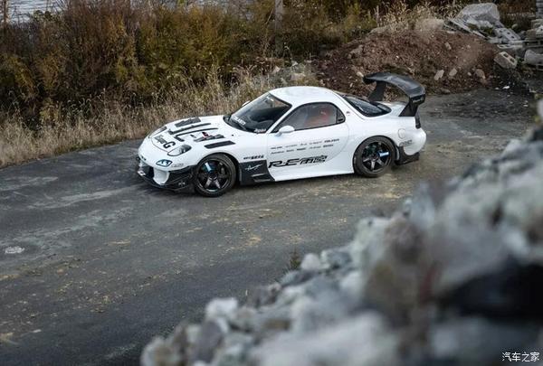 连雨宫勇美都点头肯定的马自达rx7一定不会错