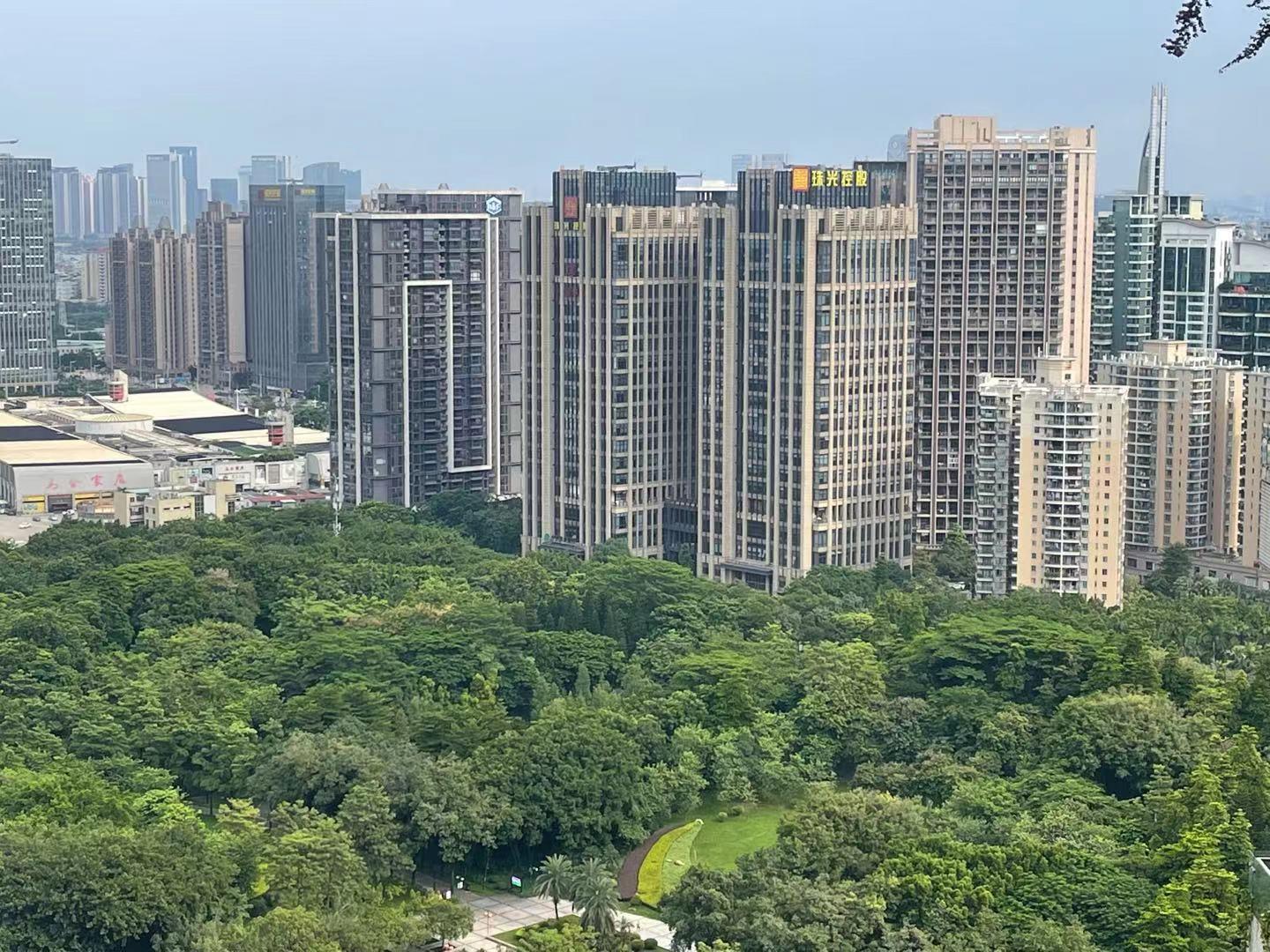 稳地价,稳预期是关键总的来说,2022年广州楼市会和其他一线城市一样