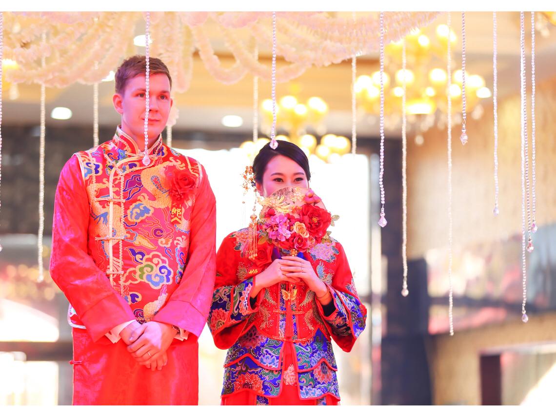 中式婚礼需要证婚人吗?