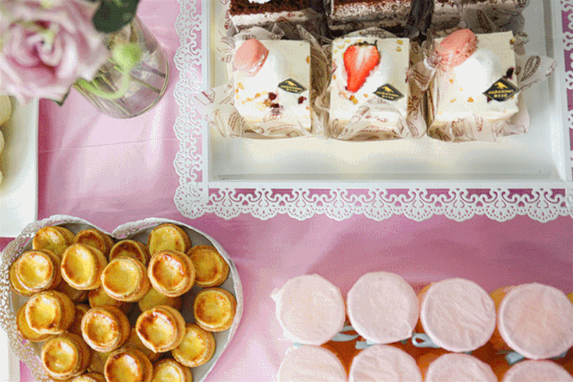 一进门,橙子们的热情迎接就让家人们