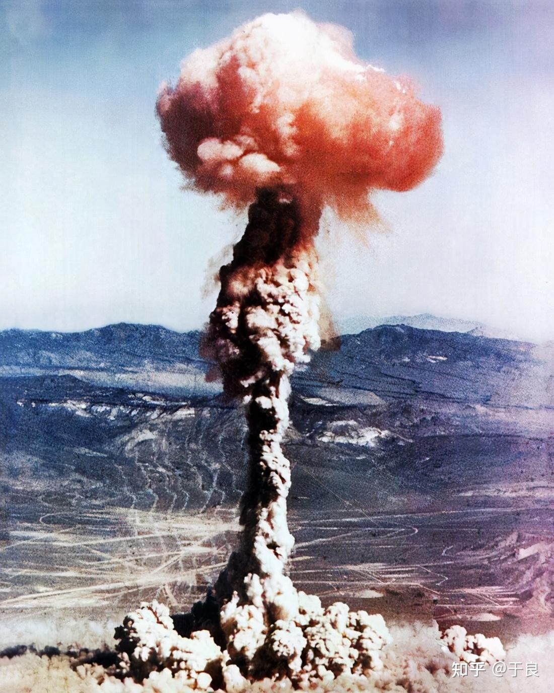中国第一颗原子弹爆炸我们上面其实只提到了参与研究原子弹的几个人