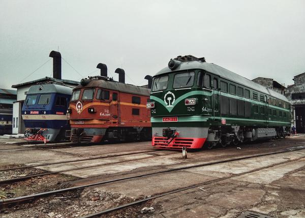 纪事回味南宁铁路局管内最后运用的橘子3997号东风4b型内燃机车