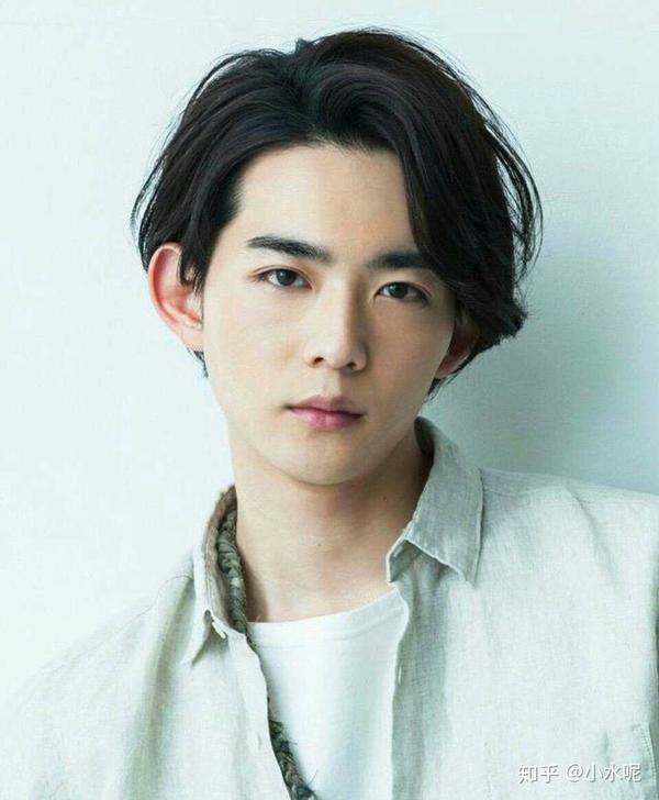 如何评价日本演员龙星凉?