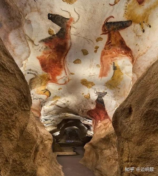 史前艺术(二):拉斯科洞穴惊现外星人"阴阳手印"?