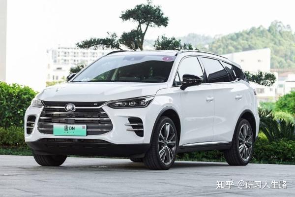 比亚迪唐宋元秦的区别?
