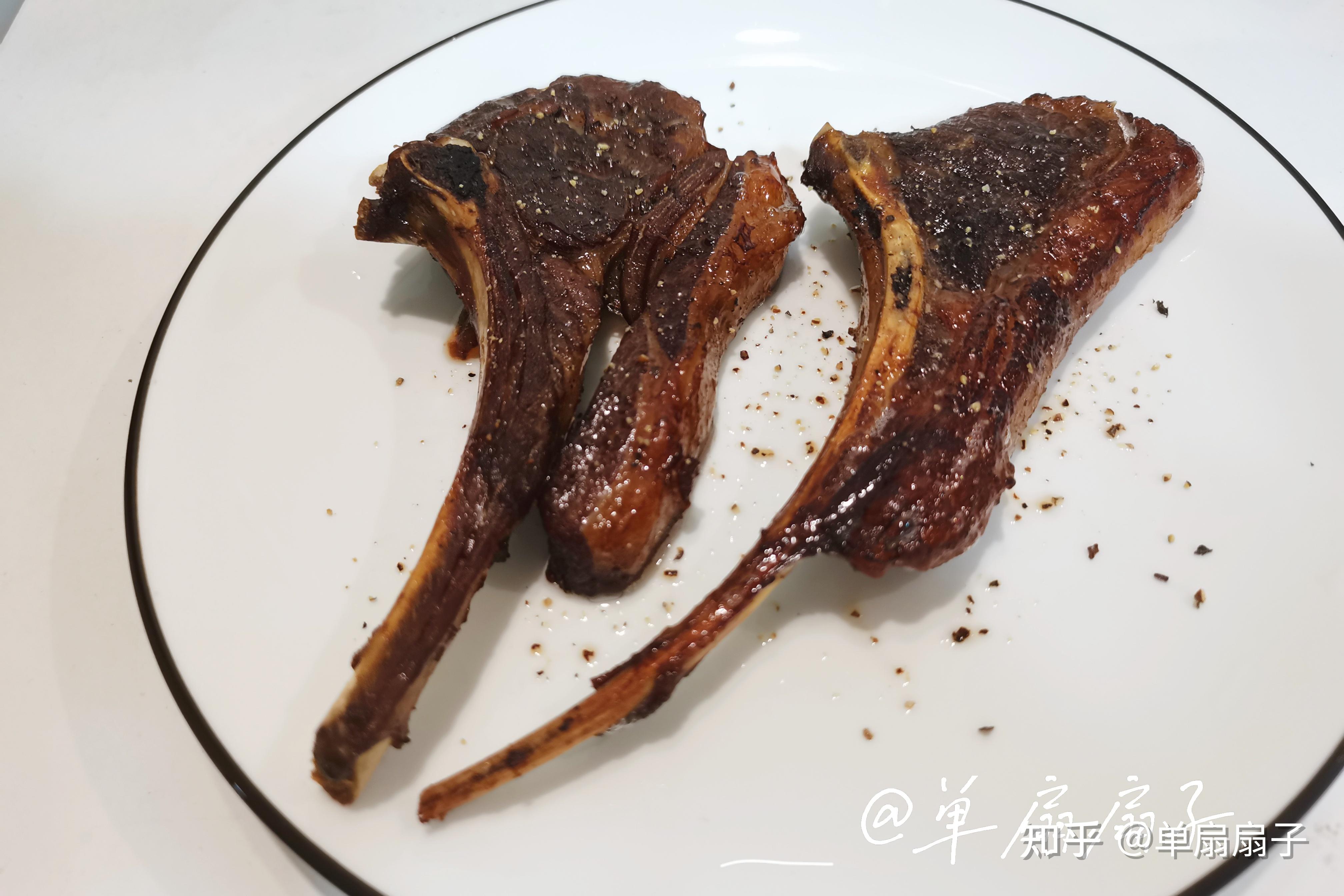 我用烤箱搞肉吃|像新疆烤羊肉的羊排