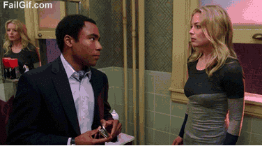 女牙医善解人意,平时可能在小问题上会和你争得个面红耳赤,但在大事