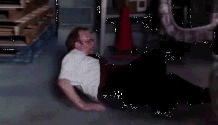 片中首位出现的克苏鲁式触手怪/the mist