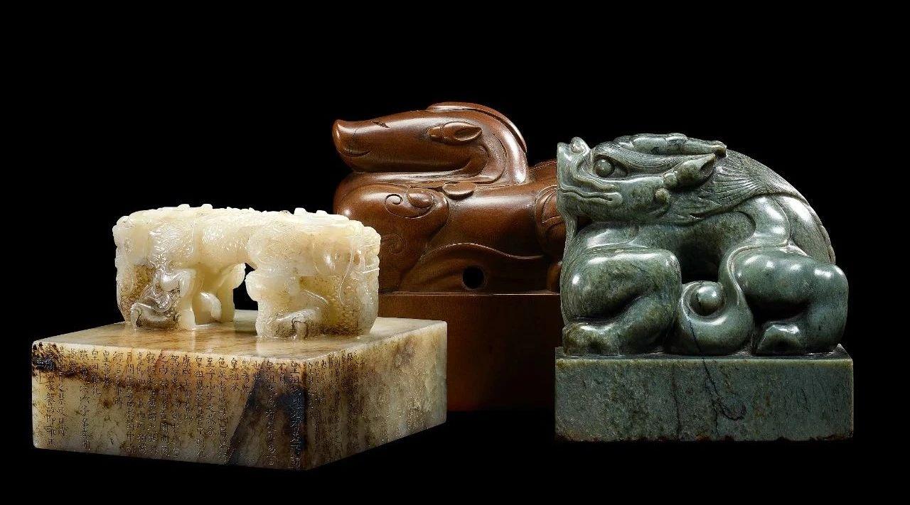 历代帝王还有很多御用的玺,印,闲章,虽然不能与传国玉玺相比,却也是