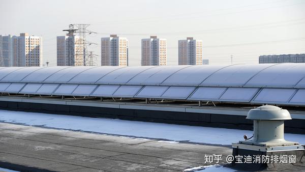 圆拱侧开型电动采光排烟天窗