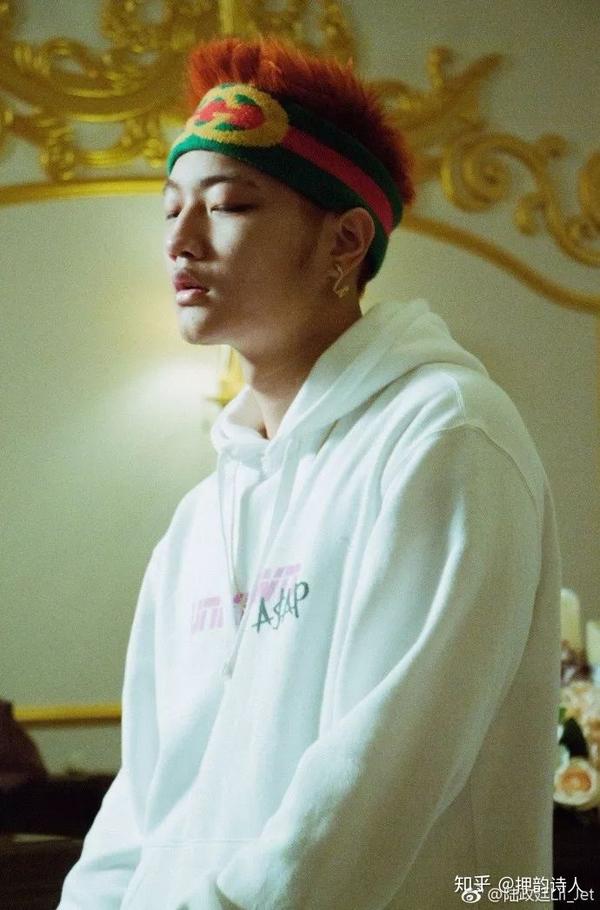 欧美00后rapper,女rapper私下什么意思 "说唱疯子"lil.jet:除了颜值,我在00后rapper里排第一