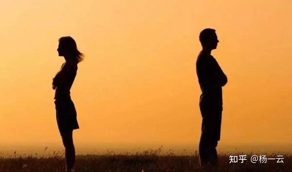 吵架时,女友说你态度不好,她到底在说什么?