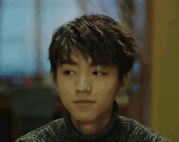 祝王俊凯生日快乐19岁王俊凯你好