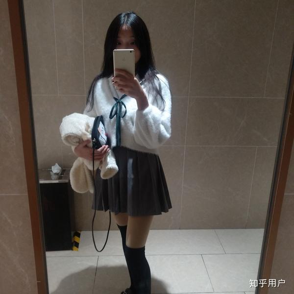 我想知道175的妹子穿jk制服合适吗,会好看吗?