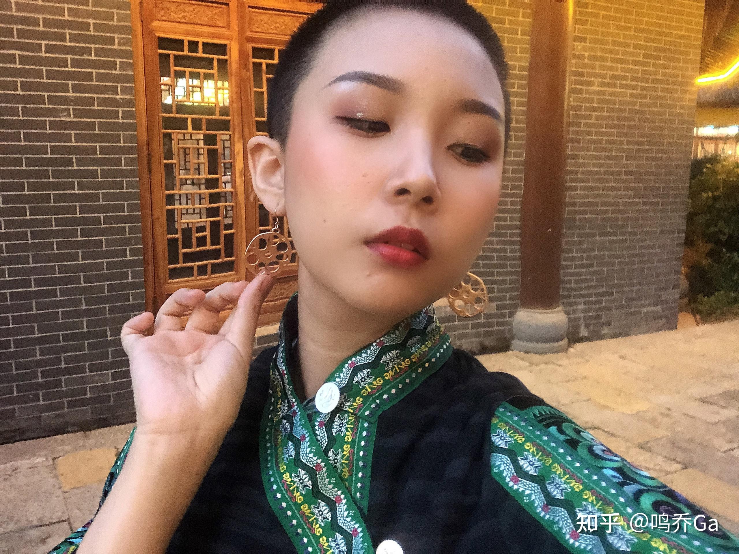 女人光头为什么不好看