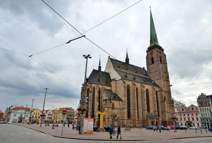 捷克除了布拉格,还有哪些城市值得去?