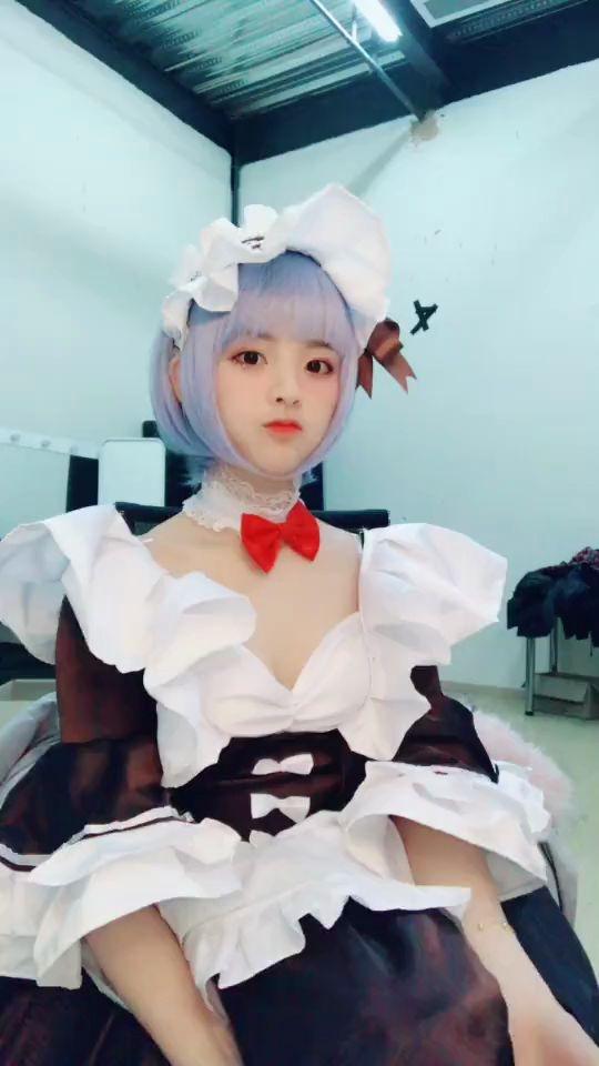 杨超越视频展播-55 杨超越 女仆装cosplay合集