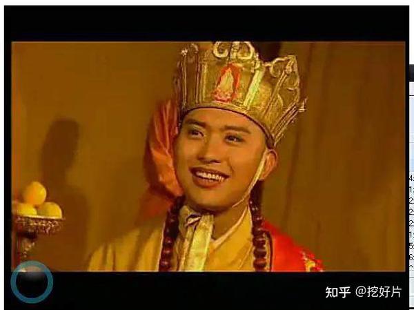 唐僧呢,一改往日的手无缚鸡之力 ,黄海冰饰演成为了一个俊男,有勇有谋