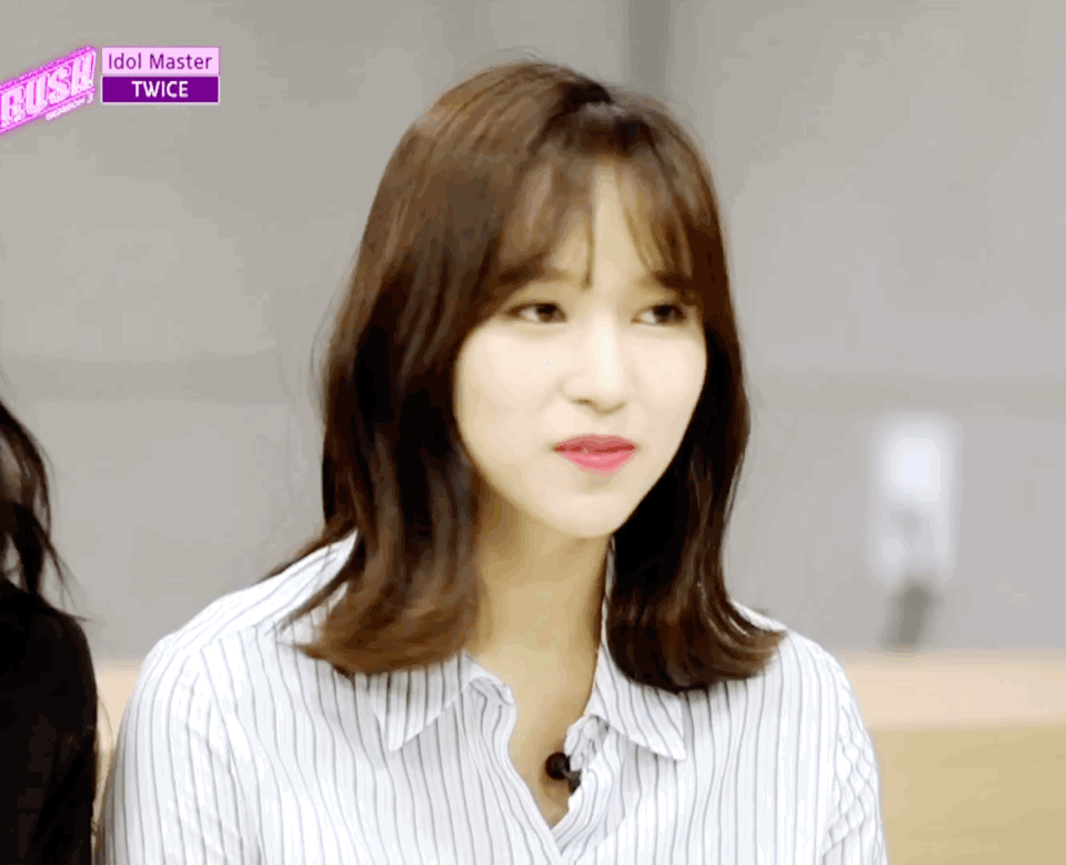 可爱的鹅 名媛的鹅 小帅哥鹅 温柔鹅……她的侧脸和鼻子真的绝了 越品