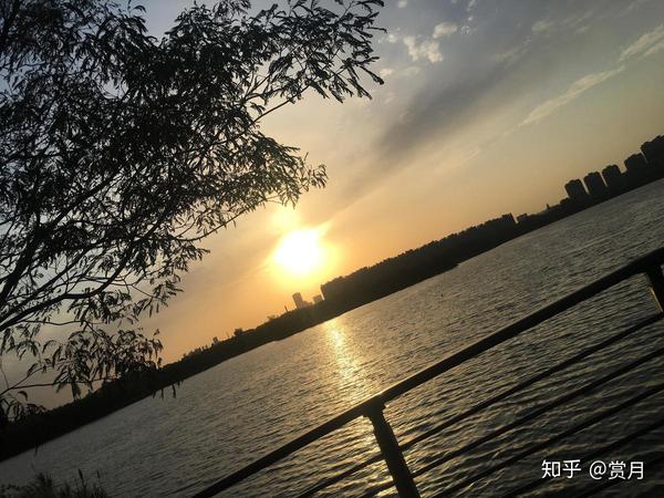 人生最值得欣赏的风景,是自己努力奋斗过的痕迹