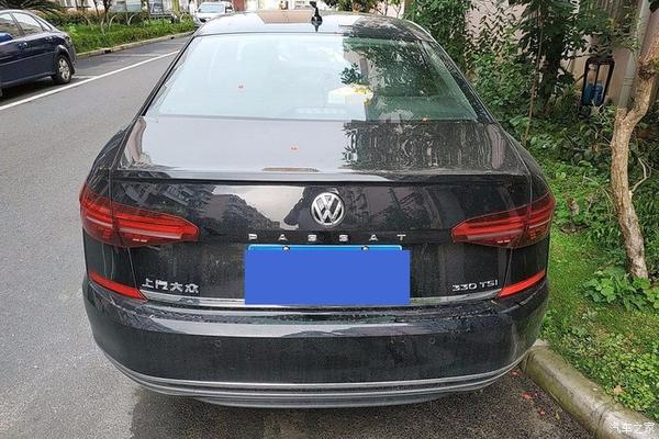 家门口聊聊我的大众带字母谈谈自己的用车感受