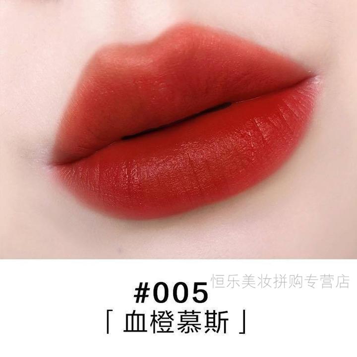 打篮球的男孩子喜欢女孩子用什么口红色号?