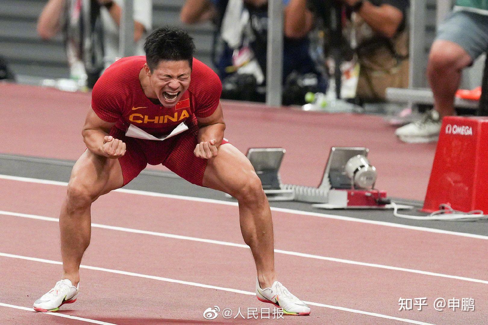 苏炳添在东京奥运会男子 100 米半决赛中跑出 9 秒 83