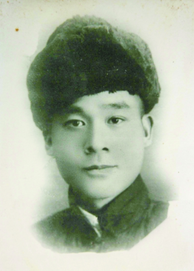 1948年祁文山从团长庞庆振口中得知,他们要偷袭解放军队伍,他迅速将