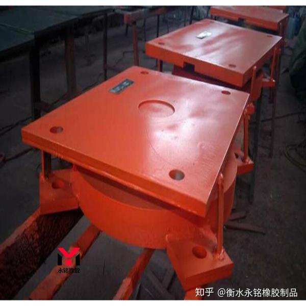 钢结构连廊滑动支座设计及作用
