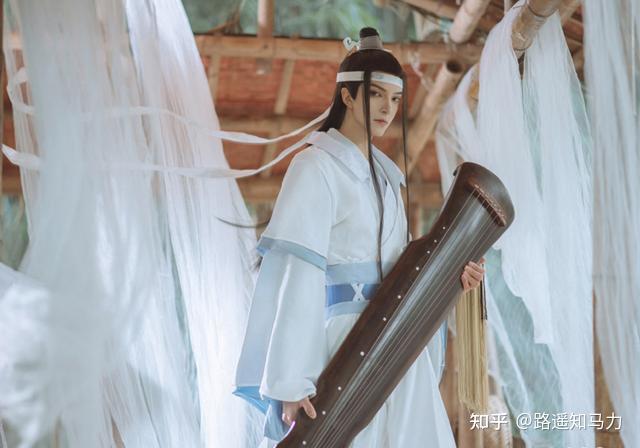 魔道祖师帅气的cos蓝湛清冷又沉稳师尊和花城也不错