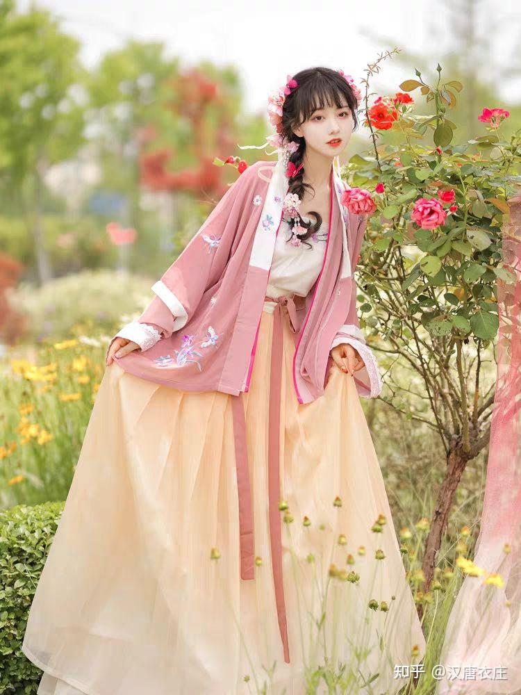 超级少女的粉色系汉服安利