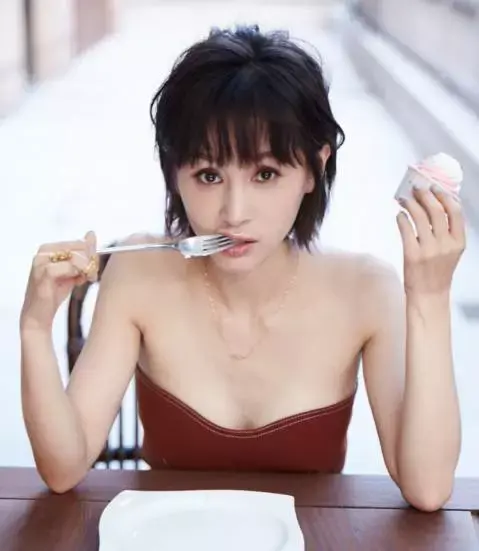王子文