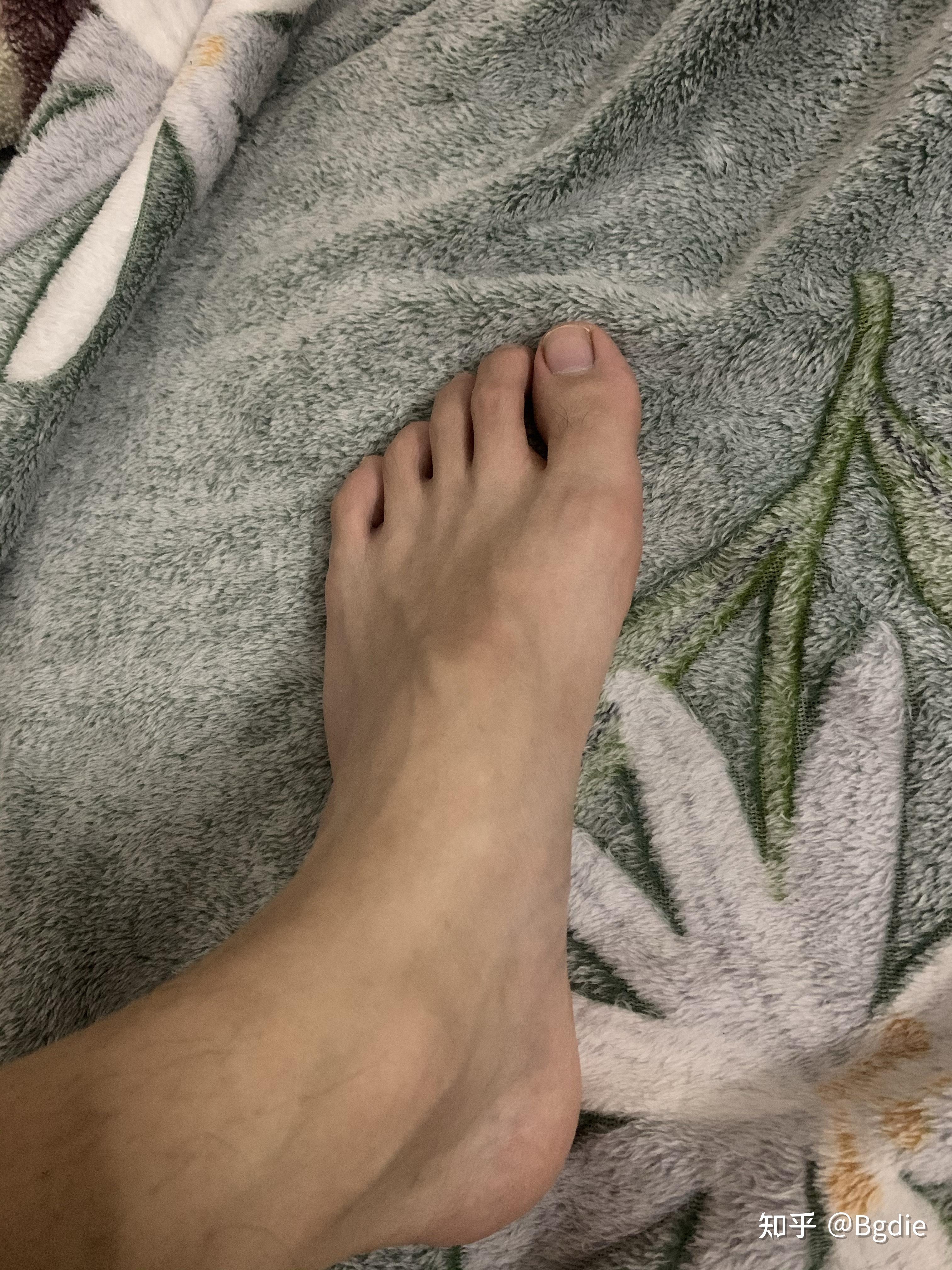 男生的脚怎样才算好看
