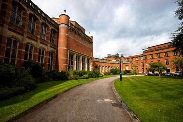 2019英国留学:曼彻斯特大学第一轮申请下周截止!