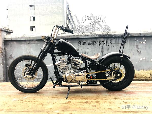 布沃克钜云250复古机车chopper