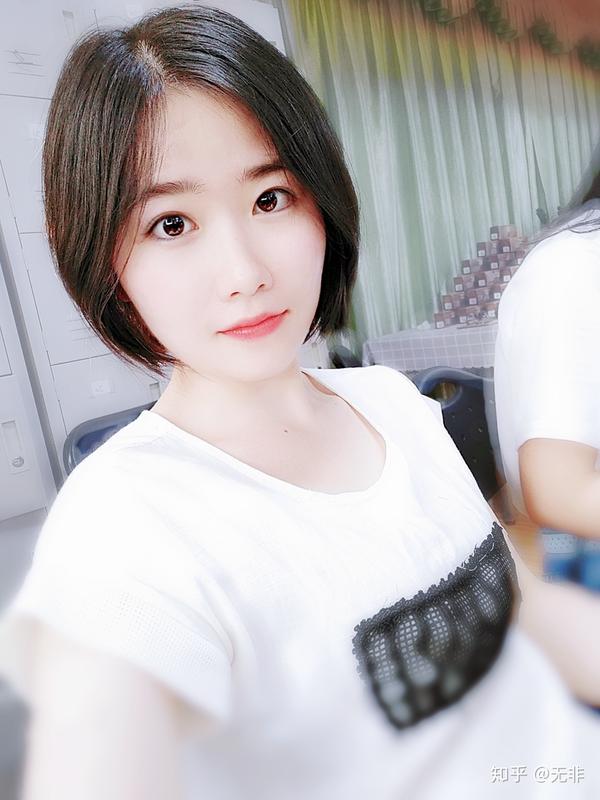 为什么抖音 app 里帅哥美女那么多?