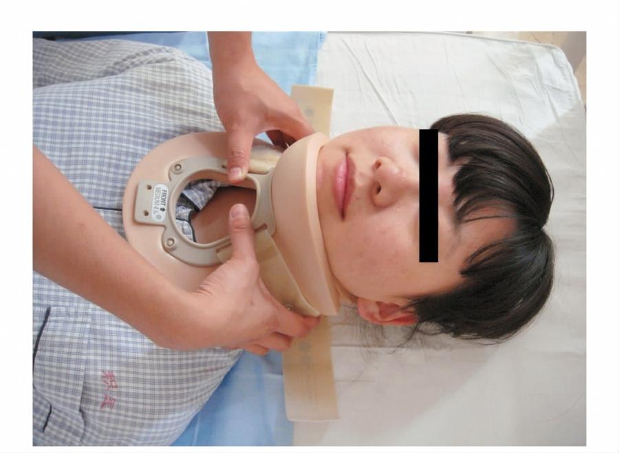 二,颈托佩戴流程(颈椎术后)(表 1-2-1) - 骨科用具护理指南 - 知乎